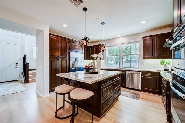 159 Newington, Irvine, CA 92618