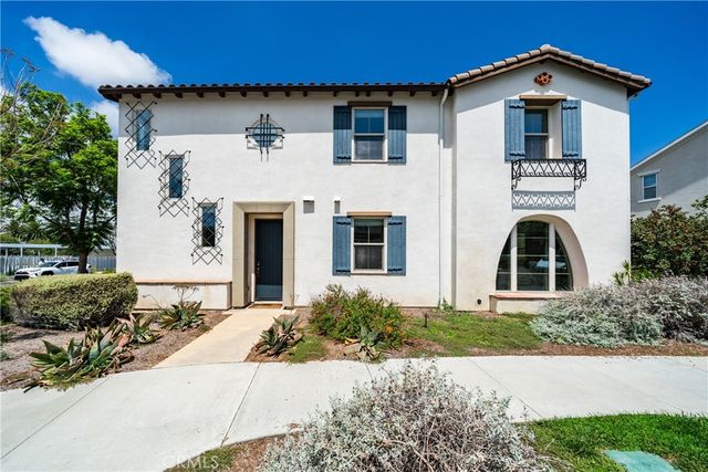 159 Newington, Irvine, CA 92618