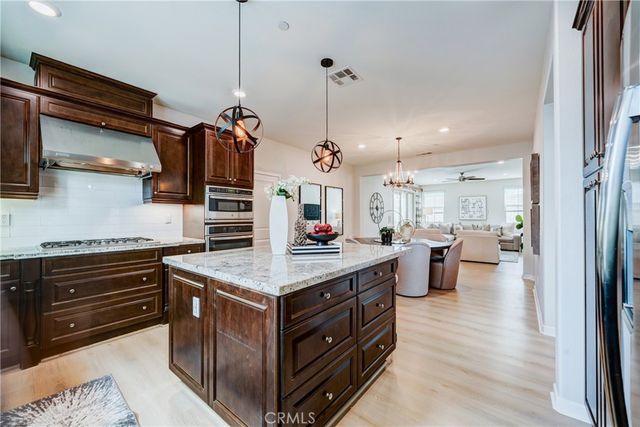 159 Newington, Irvine, CA 92618