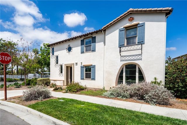 159 Newington, Irvine, CA 92618