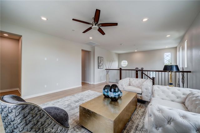 159 Newington, Irvine, CA 92618