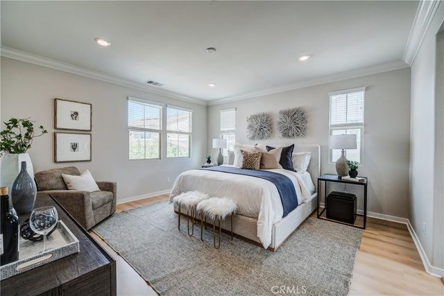 159 Newington, Irvine, CA 92618
