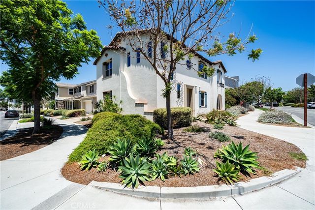 159 Newington, Irvine, CA 92618