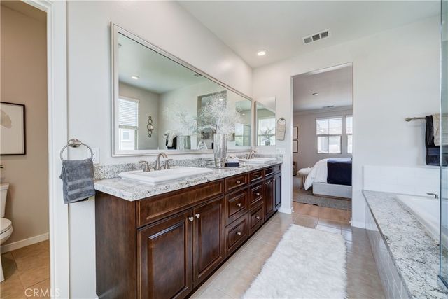 159 Newington, Irvine, CA 92618