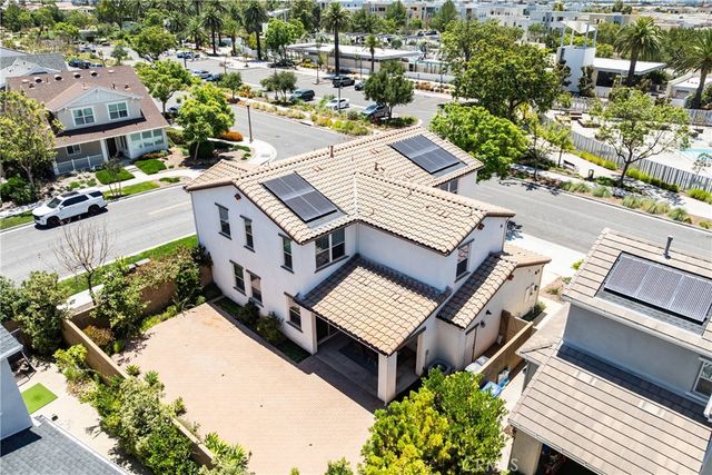 159 Newington, Irvine, CA 92618