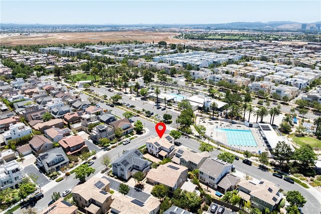 159 Newington, Irvine, CA 92618