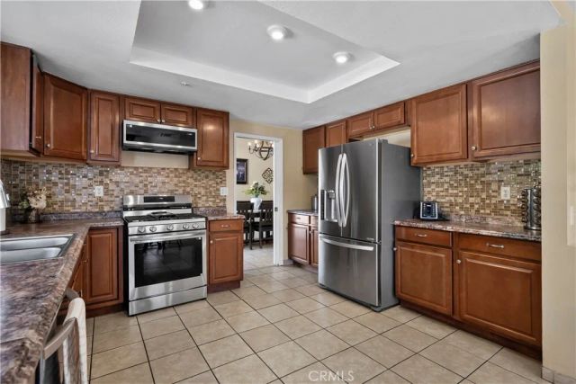 6532 Blanchard Avenue, Fontana, CA 92336