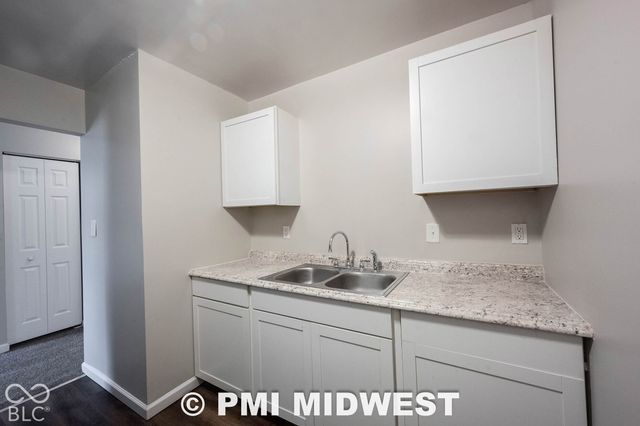1122 Congress Avenue, Indianapolis, IN 46208