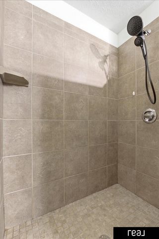 15676 King Street, Bennington, NE 68007