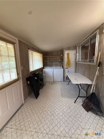 342 S Market Street, New Braunfels, TX 78130