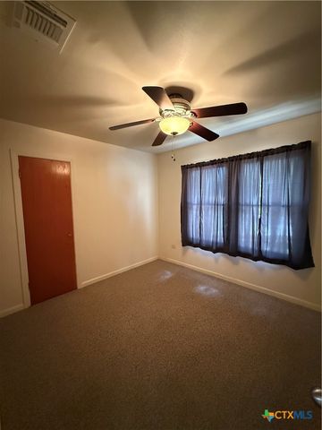 342 S Market Street, New Braunfels, TX 78130