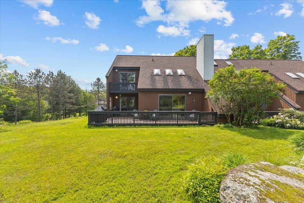 61 Garden Rd # 64, Stowe, VT 05672