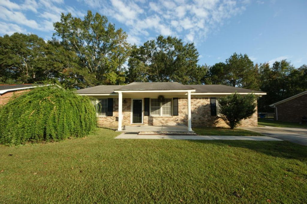 113 Wendy Way B, Summerville, SC 29485
