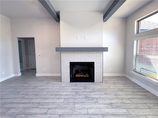 905 W Carley Drive, Siloam Springs, AR 72761