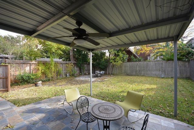 3027 Amherst Street, West University Place, TX 77005