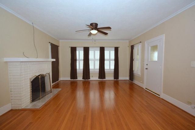 3027 Amherst Street, West University Place, TX 77005