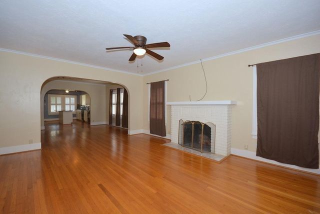 3027 Amherst Street, West University Place, TX 77005