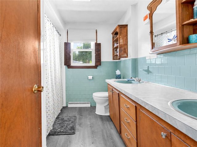 73 Salix Street, Warwick, RI 02889