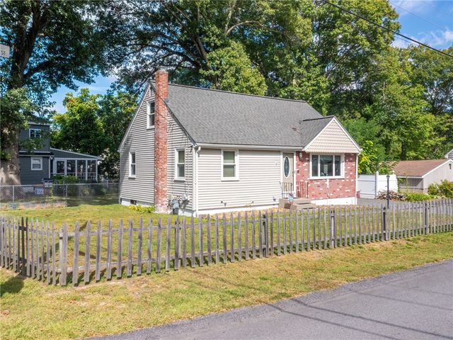 73 Salix Street, Warwick, RI 02889