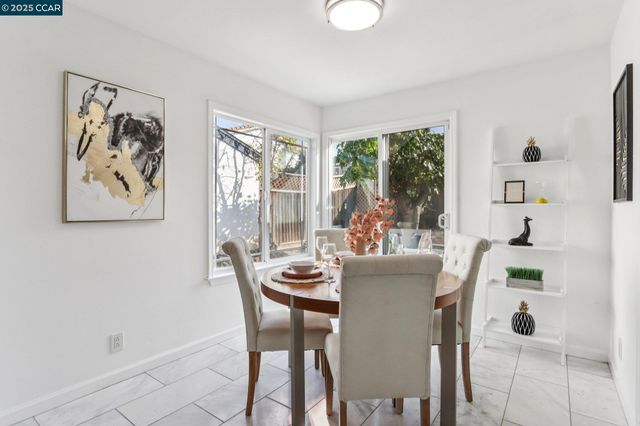 1998 Edgeview Dr, San Jose, CA 95122