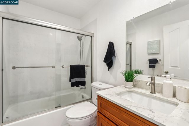 1998 Edgeview Dr, San Jose, CA 95122