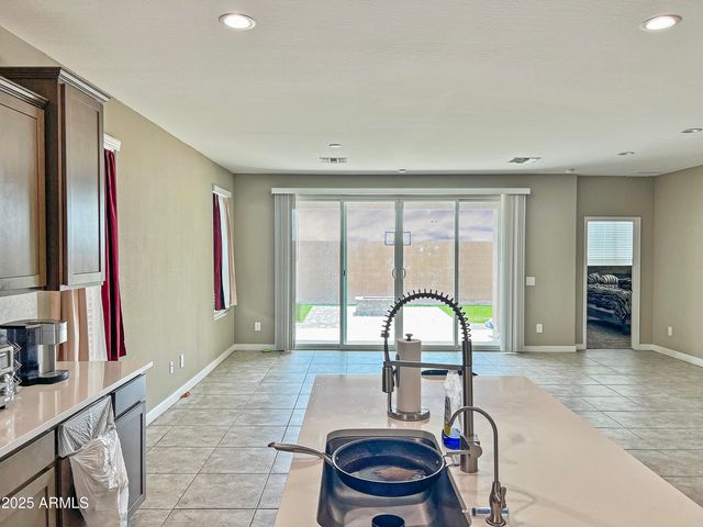 8491 W SPRINGFIELD Way, Florence, AZ 85132