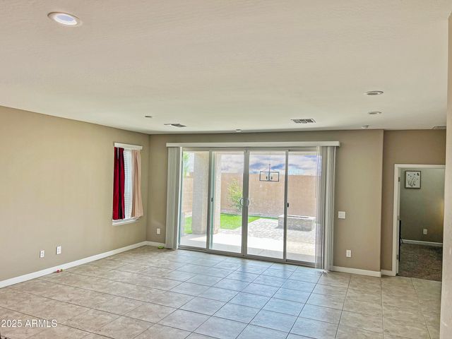 8491 W SPRINGFIELD Way, Florence, AZ 85132