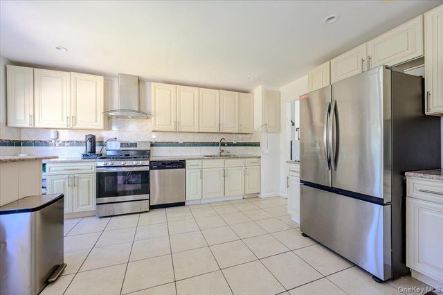 506 Cedarwood Drive, Cedarhurst, NY 11516