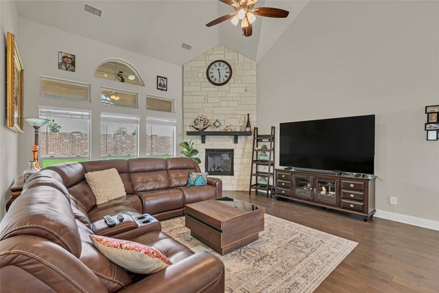 531 Curtiss Drive, Fate, TX 75087