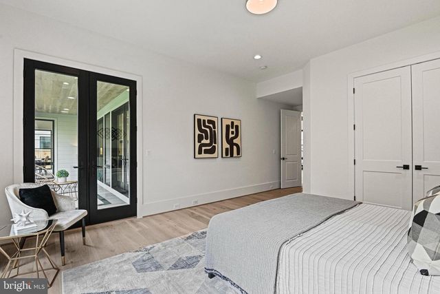 1109 INGLESIDE AVE, Mclean, VA 22101