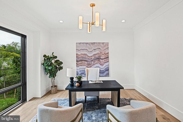 1109 INGLESIDE AVE, Mclean, VA 22101