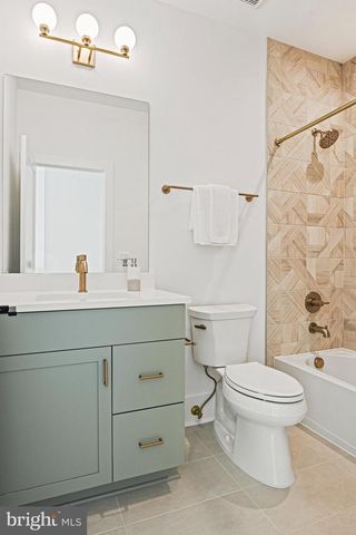 1109 INGLESIDE AVE, Mclean, VA 22101