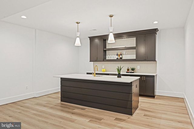 1109 INGLESIDE AVE, Mclean, VA 22101