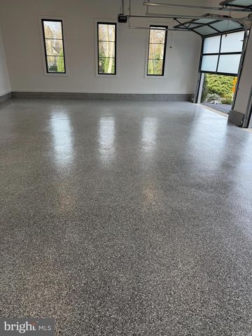 1109 INGLESIDE AVE, Mclean, VA 22101