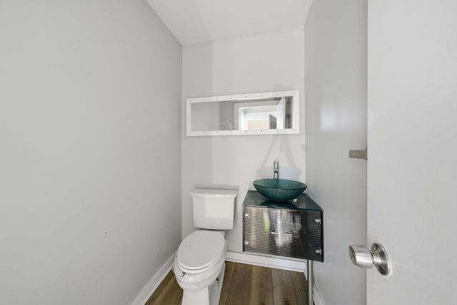 5108 W Fullerton Avenue, Chicago, IL 60639