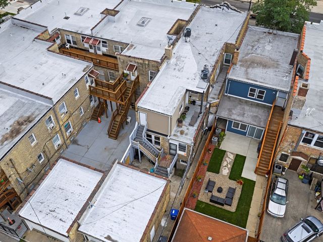 5108 W Fullerton Avenue, Chicago, IL 60639