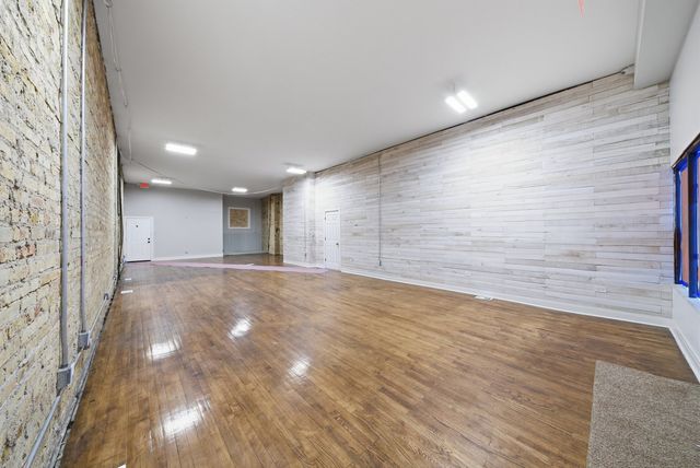 5108 W Fullerton Avenue, Chicago, IL 60639