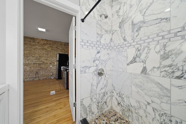 5108 W Fullerton Avenue, Chicago, IL 60639