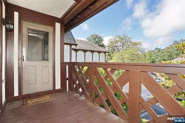 2406 Hemingway 2406, Mahwah, NJ 07430
