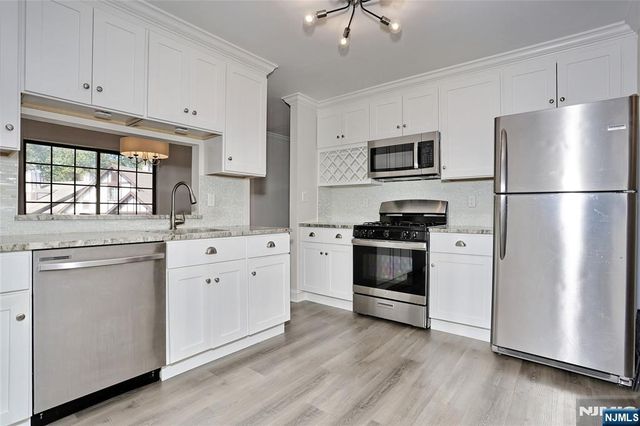2406 Hemingway 2406, Mahwah, NJ 07430