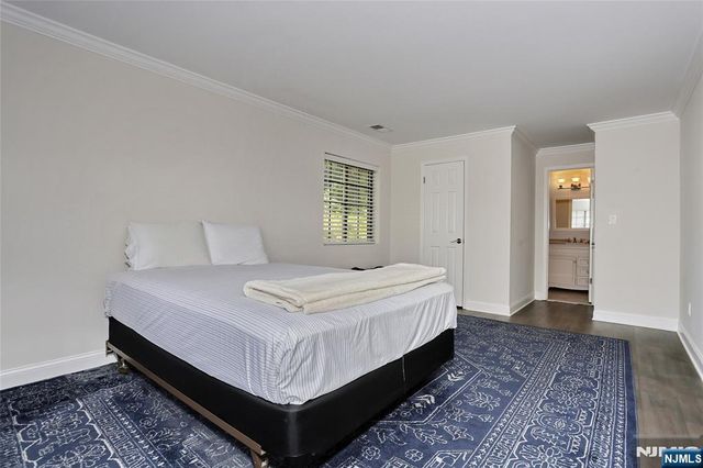 2406 Hemingway 2406, Mahwah, NJ 07430