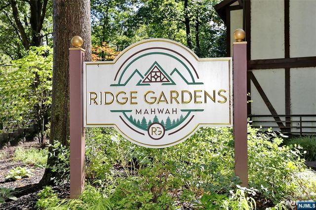 2406 Hemingway 2406, Mahwah, NJ 07430