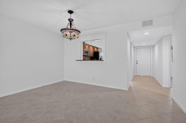 12800 SW 7th Court 307G, Pembroke Pines, FL 33027