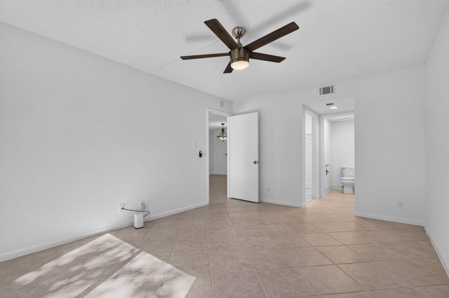 12800 SW 7th Court 307G, Pembroke Pines, FL 33027