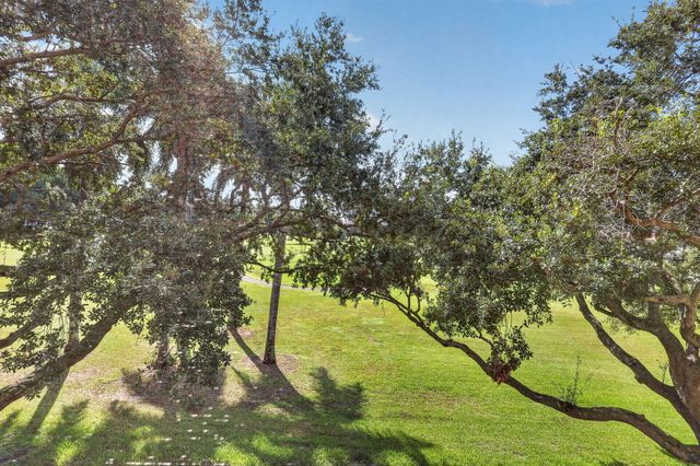 12800 SW 7th Court 307G, Pembroke Pines, FL 33027