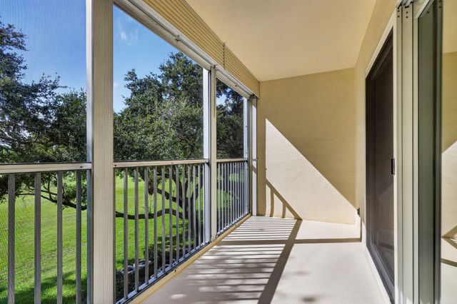 12800 SW 7th Court 307G, Pembroke Pines, FL 33027