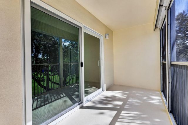 12800 SW 7th Court 307G, Pembroke Pines, FL 33027
