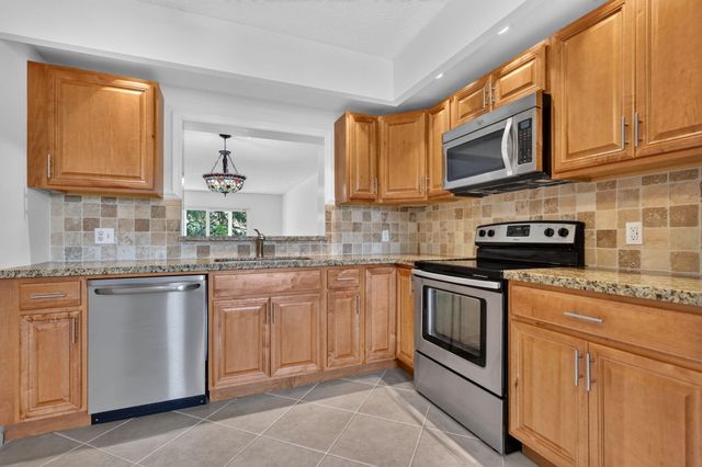 12800 SW 7th Court 307G, Pembroke Pines, FL 33027