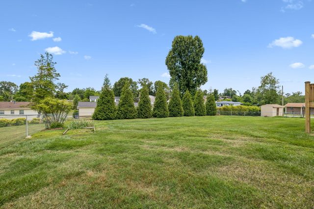 2804 Saint Lawrence Road, Chattanooga, TN 37421