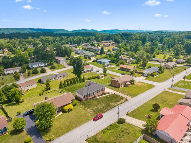 2804 Saint Lawrence Road, Chattanooga, TN 37421